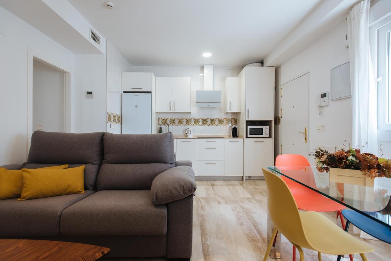 Triana Boutique Free Parking Appartement *